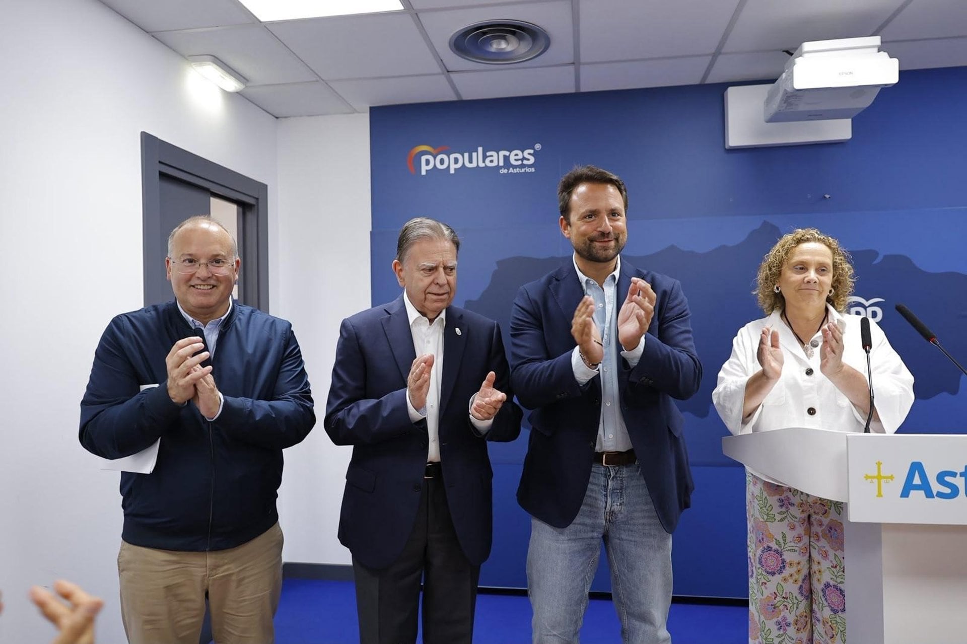 Tellado acusa al Sánchez de llegar "siempre tarde a las crisis" y exige "que deje paso" si no "puede defender a España"