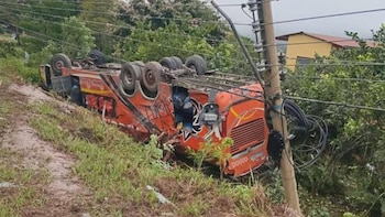 testigos presenciales denunciaron que el bus circulaba con un evidente exceso de velocidad (Créditos: El Deber)