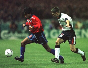 Moisés Villarroel se retiró en