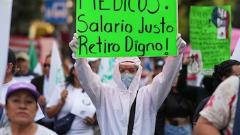 En vivo | Megamarcha de trabajadores del IMSS hoy viernes 30 de octubre: afectaciones viales en CDMX y estados