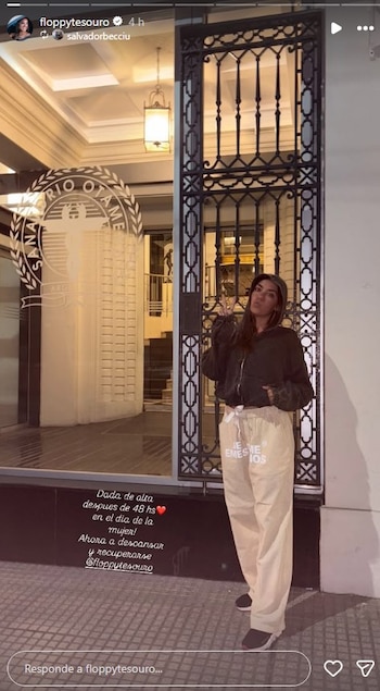 Floppy Tesouro posó feliz en