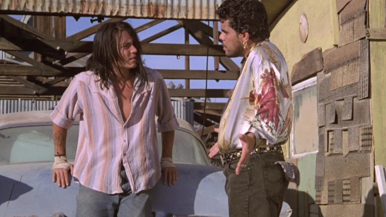 Johnny Depp y Luis Guzmán en