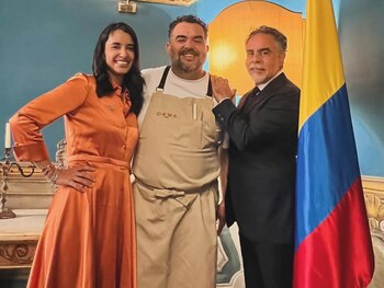 Armando Benedetti ofreció recepción en Italia