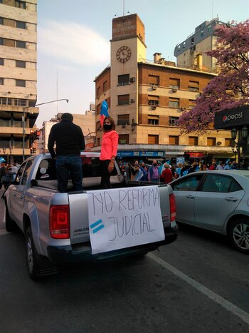 Una de las consignas de