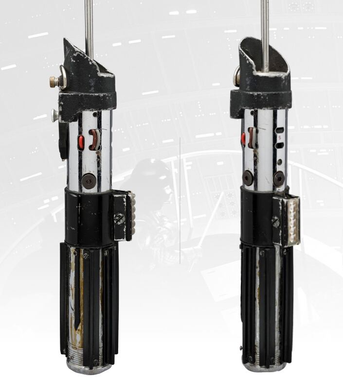 Artículos emblemáticos como el Halcón Milenario y el sable de luz de Luke Skywalker han alcanzado cifras millonarias en subastas previas(Foto: Propstore.com)