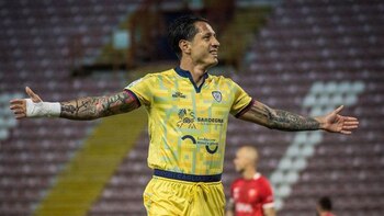 El delantero peruano Gianluca Lapadula