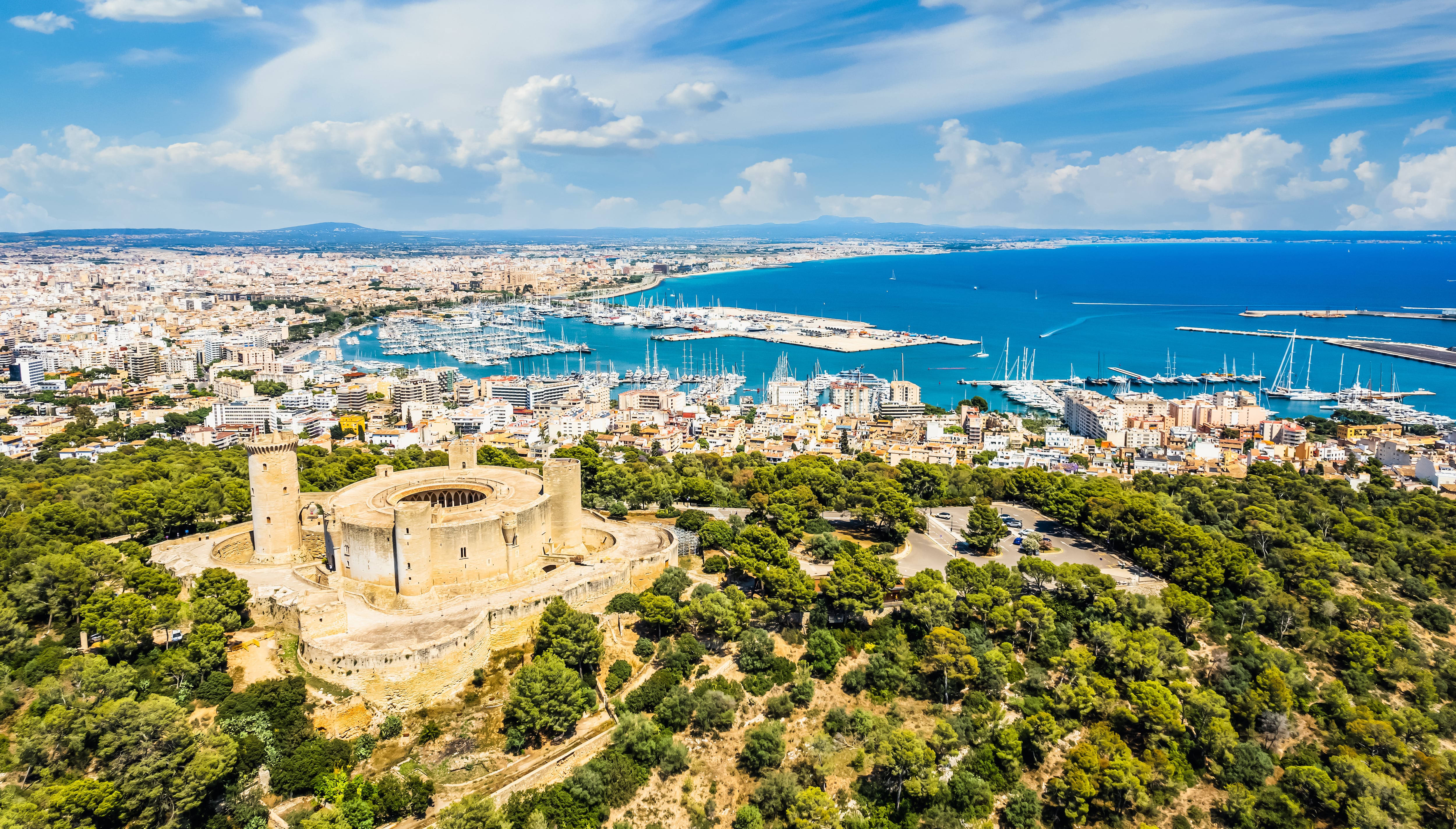 Castillo de Bellver, en Mallorca (Adobe Stock).