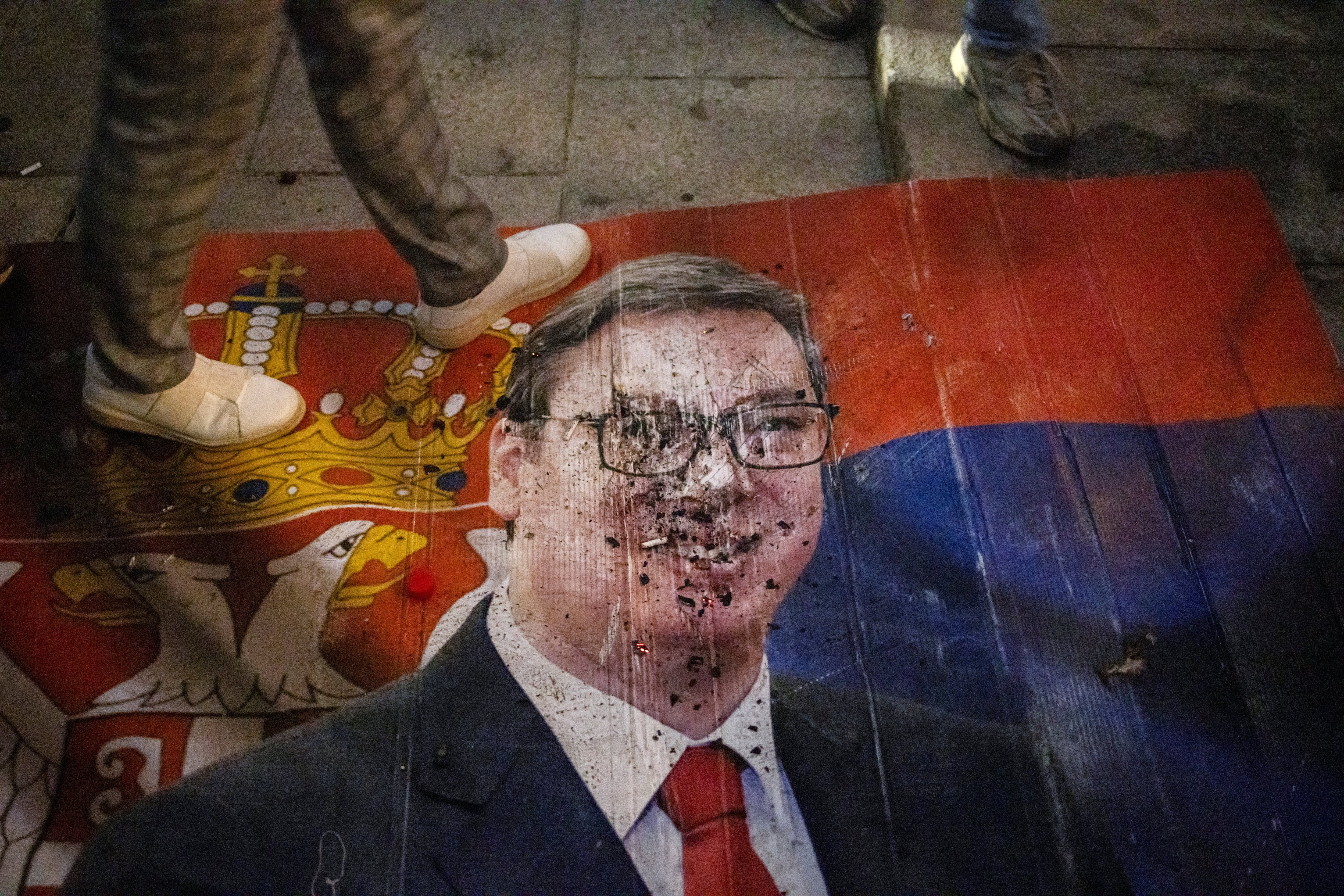 La Lista de Estudiantes obtuvo la mayoría absoluta en las elecciones parlamentarias anticipadas de Serbia y concluyó más de doce años de hegemonía de Aleksandar Vučić. (REUTERS/Marko Djurica)