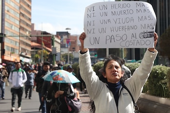 Productores y comerciantes claman por el fin de los bloqueos en Bolivia