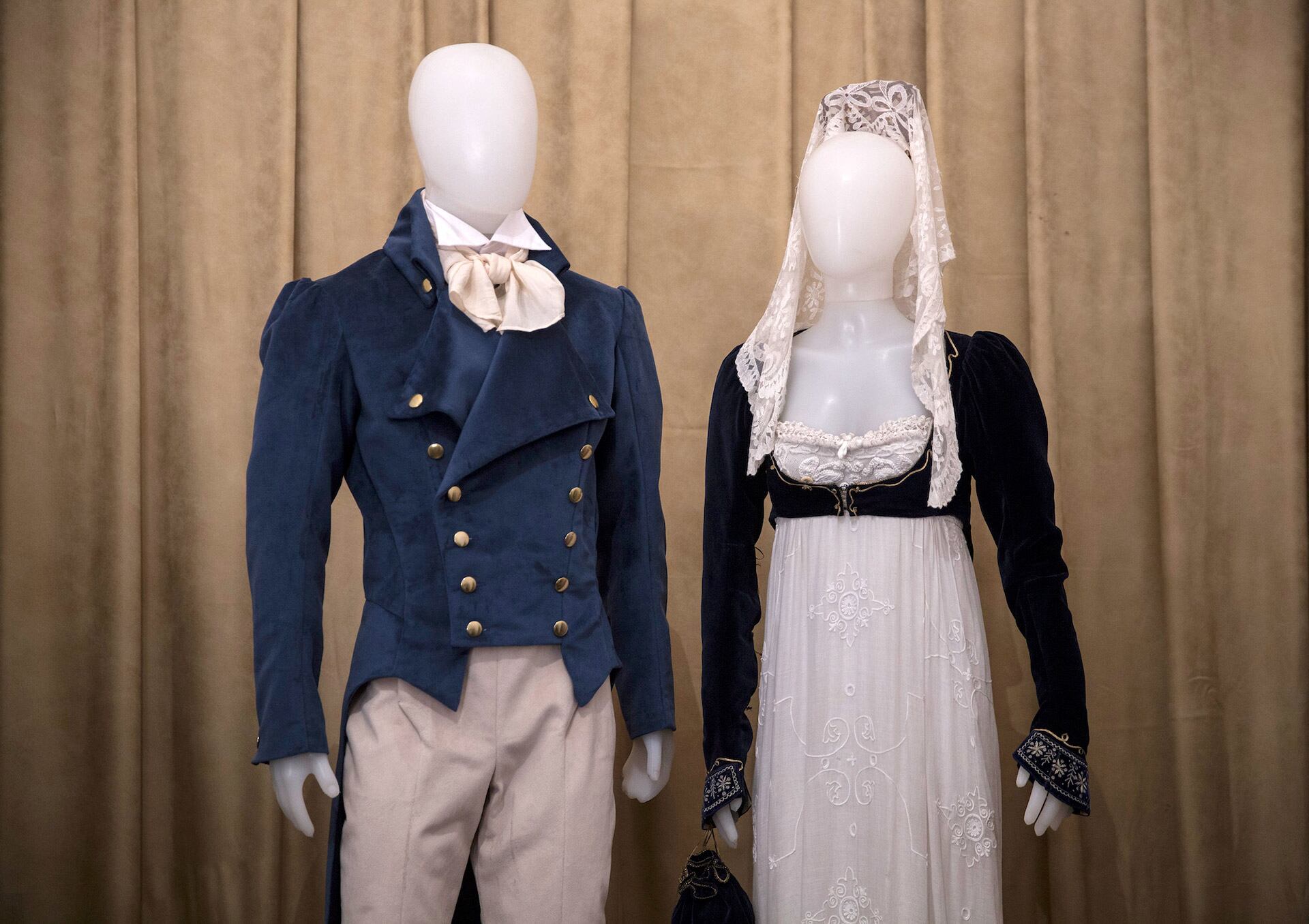 Hombres, mujeres y la moda del siglo XIX (Secretaría de Cultura)