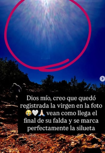 Esta es la foto que Pautips tomó en el santuario y en la que dice que se ve la silueta de la virgen - crédito @pautips/IG