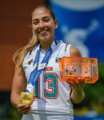 Andrea Martínez