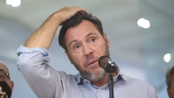 Óscar Puente ve “inexplicable” que el centro de control de Atocha permitiera la reanudación de la marcha del AVE Renfe tras el fallo del sistema LZB: “Se tomó la decisión con luz roja”