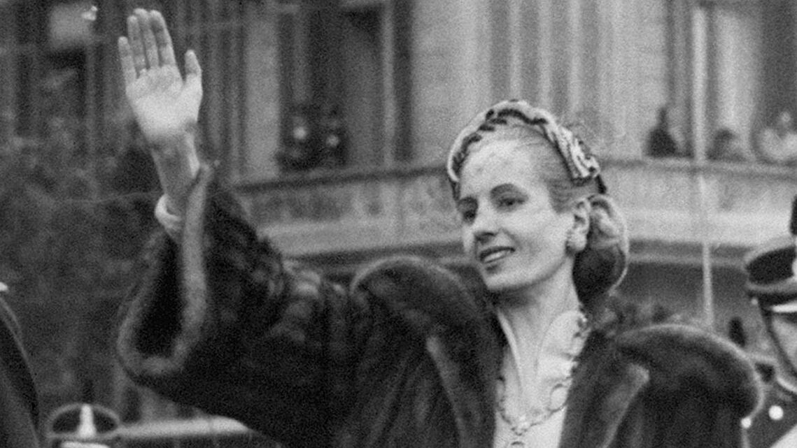 En Argentina el voto femenino se dio a partir de 1947, impulsado por el President Juan Domingo Perón y Evita