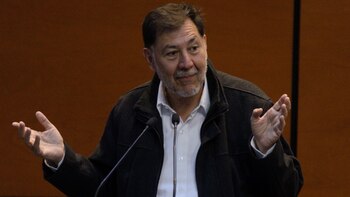 Noroña aseguró que prefiere representar