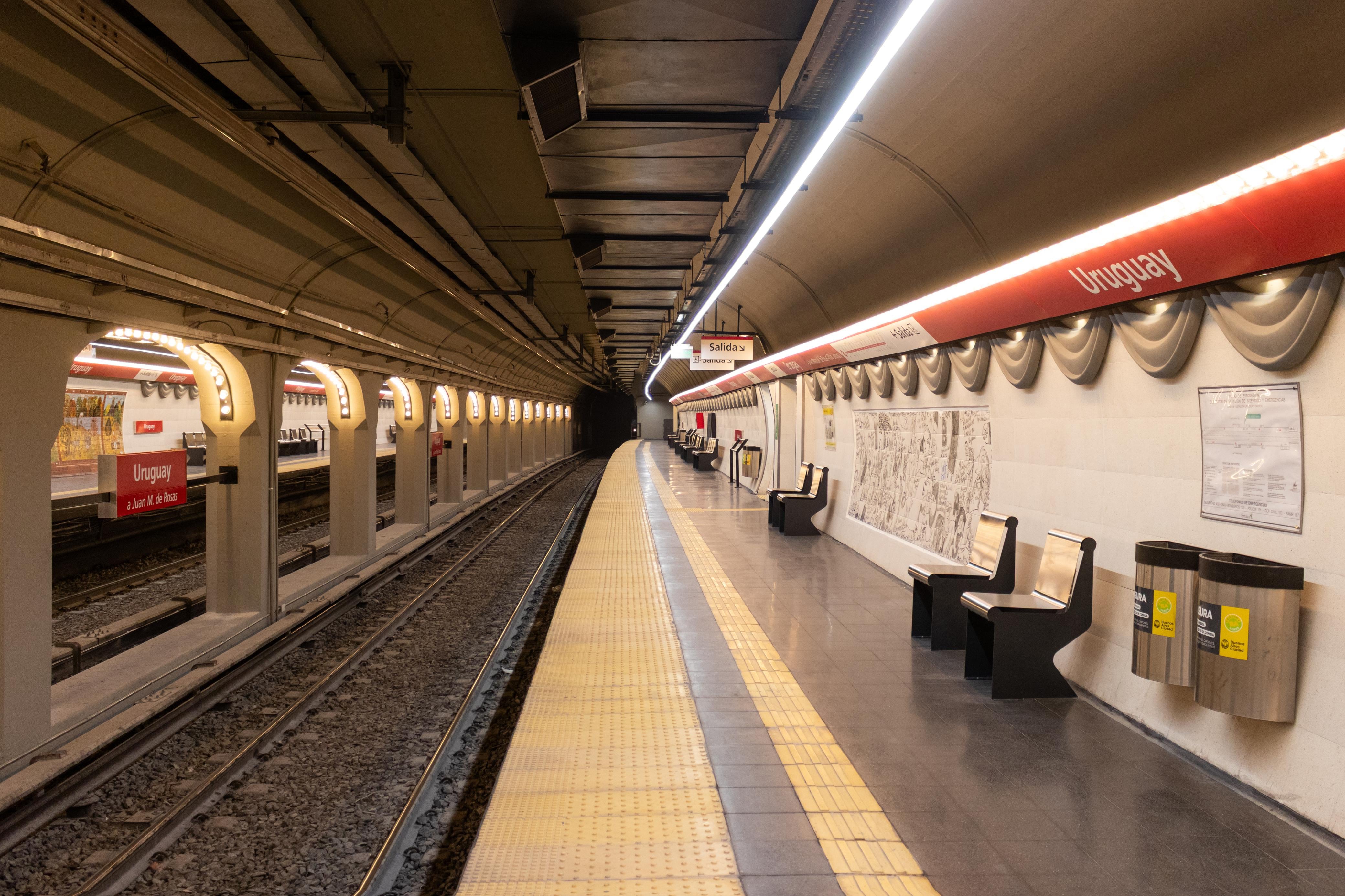 El valor del viaje en subte se ajustará de $1.490 a $1.558,54 para usuarios con la tarjeta SUBE registrada
