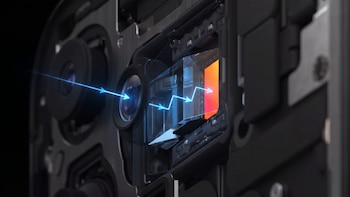 Qué es una cámara periscópica y cómo funciona en los celulares