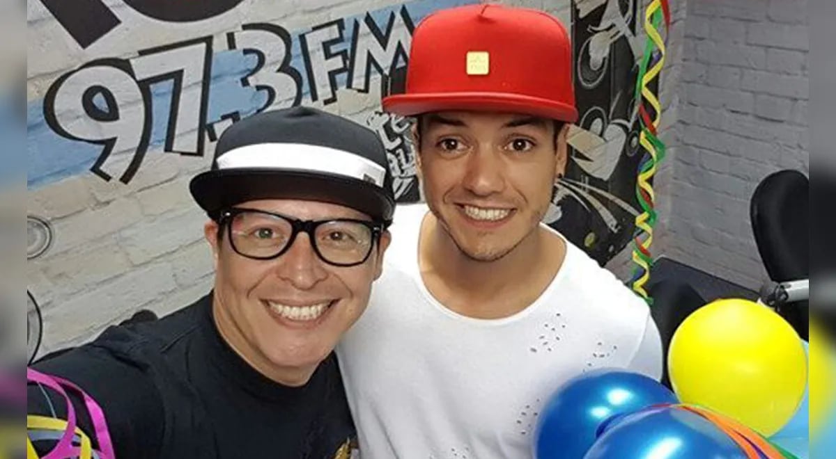 Carloncho y Renzo Winder en la cabina de Radio Moda. Foto: Instagram