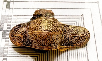 Broche del siglo VI d.C. descubierto en Dinamarca. (Redes)