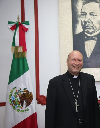 Bendecirá y ofrecerá un mensaje