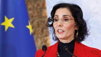 Bruselas urge a "aumentar radicalmente"