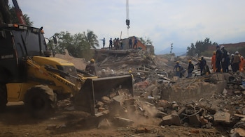 Gobierno dará alivios en recibos de agua, alcantarillado y aseo a familias afectadas por el terremoto