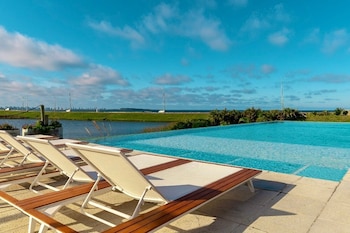 La piscina climatizada en un