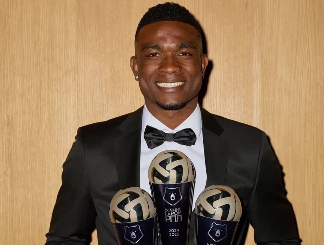 El delantero chocoano recibió varios premios por su buena temporada en el fútbol ruso-crédito @jhoncordoba9/Instagram