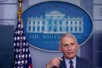 En la imagen, el principal