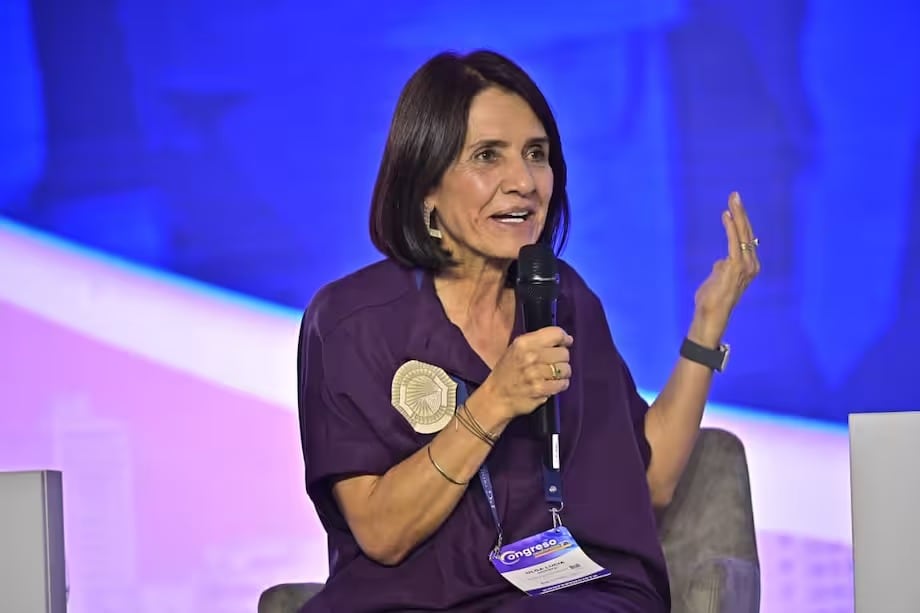 El Banco de la República expuso que Colombia recauda cerca de 29 billones de pesos al mes y gasta alrededor de 40 billones, una brecha que agrava el déficit fiscal - crédito Asofondos