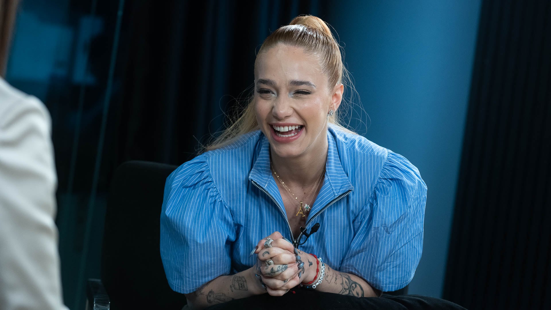 La artista remarcó que la presión sobre los cuerpos de las mujeres responde a parámetros de belleza imposibles e insostenibles