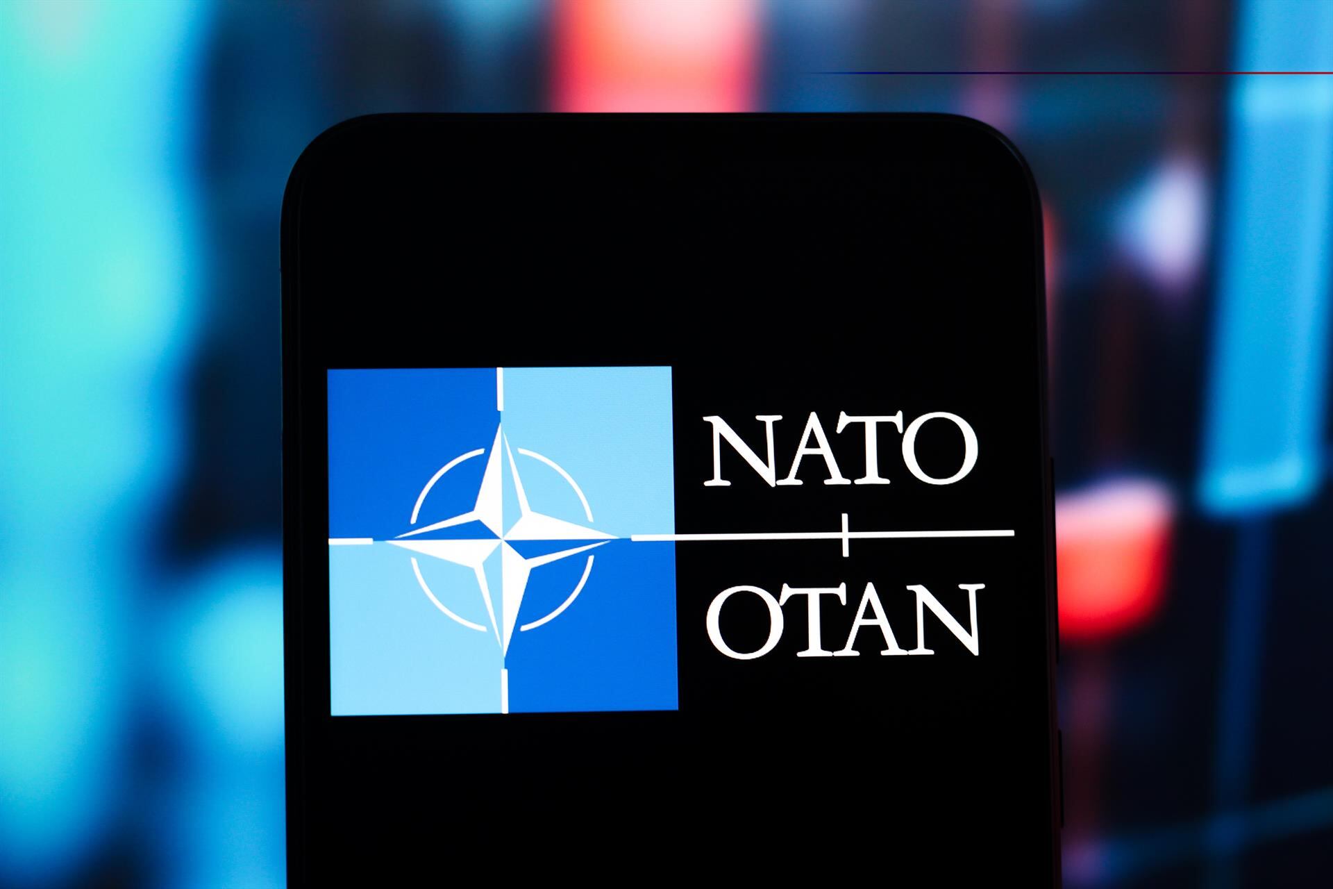 La OTAN pone en marcha una misión militar para reforzar la seguridad del Ártico