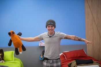 Alexa contraatacó a Juanse con