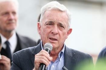 Ao contrário do ex-presidente Álvaro