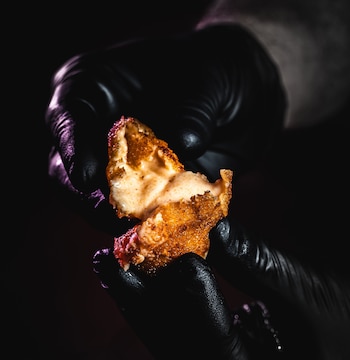 Croqueta de gamba al ajillo