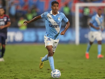Gabriel Santana lleva 16 partidos en Sporting Cristal, en los que ha anotado un 1 gol y dio 1 asistencia. - créditos: Andina