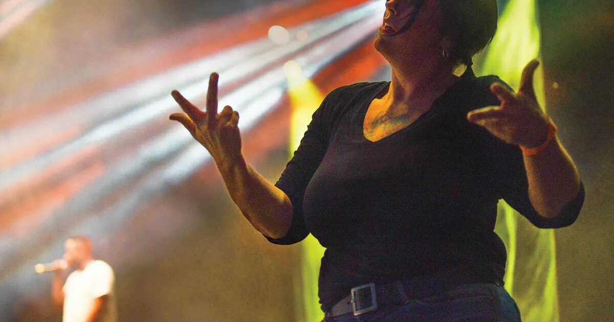 Intérpretes de señas revolucionan escenarios de Broadway