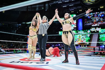 Con confianza y ambición, Persephone,