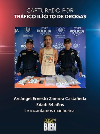 El allanamiento en la zona costera permitió decomisar dos paquetes y medio de marihuana, una báscula digital, un teléfono celular y dinero en efectivo. (Foto cortesía Policía Nacional Civil)