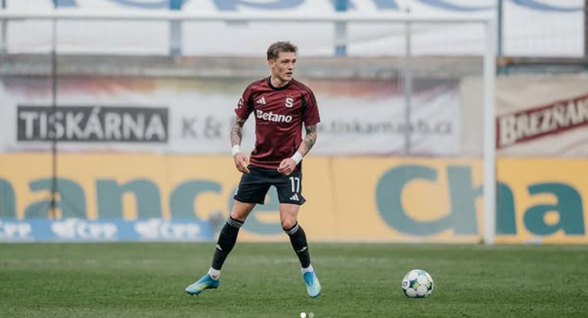 El futbolista peruano concluyó su etapa en el Sparta Praga con participación directa en cinco tantos, consolidando su papel en el equipo tras disputar quince partidos en el tramo final de la temporada local (Instagram: oliiversonne)