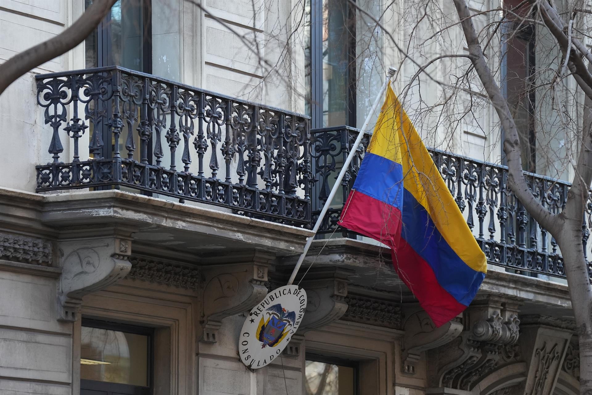 Colombia coloca bonos soberanos por 4.700 millones pese a la crisis fiscal que azota sus cuentas públicas