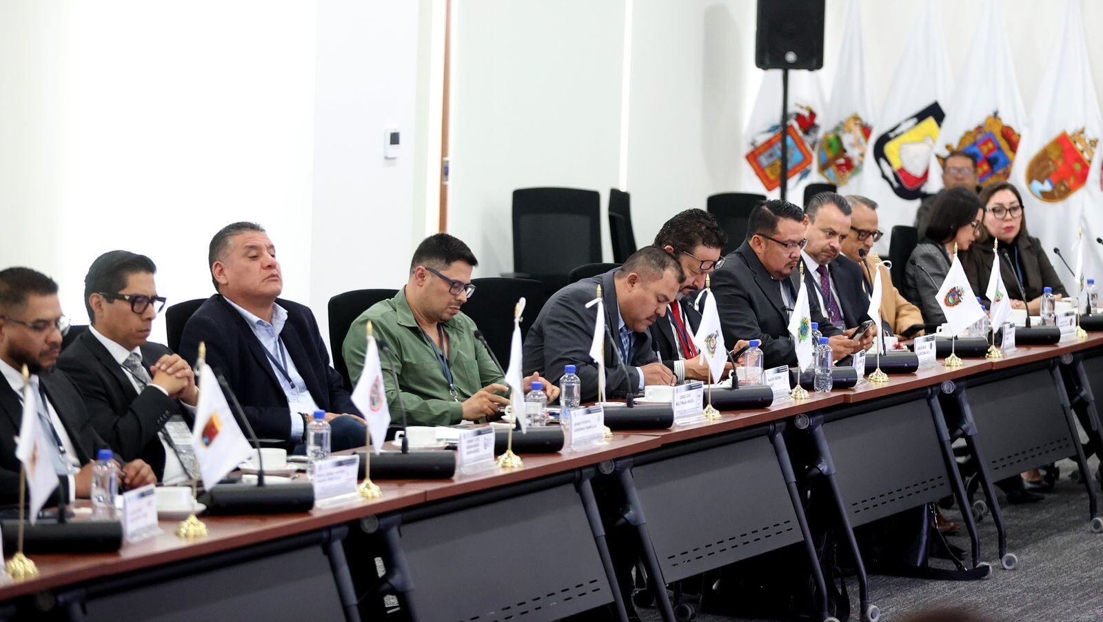 Las estrategias contra la extorsión se centran en fortalecer la coordinación entre instituciones, mejorar la inteligencia y agilizar la respuesta ante las denuncias.