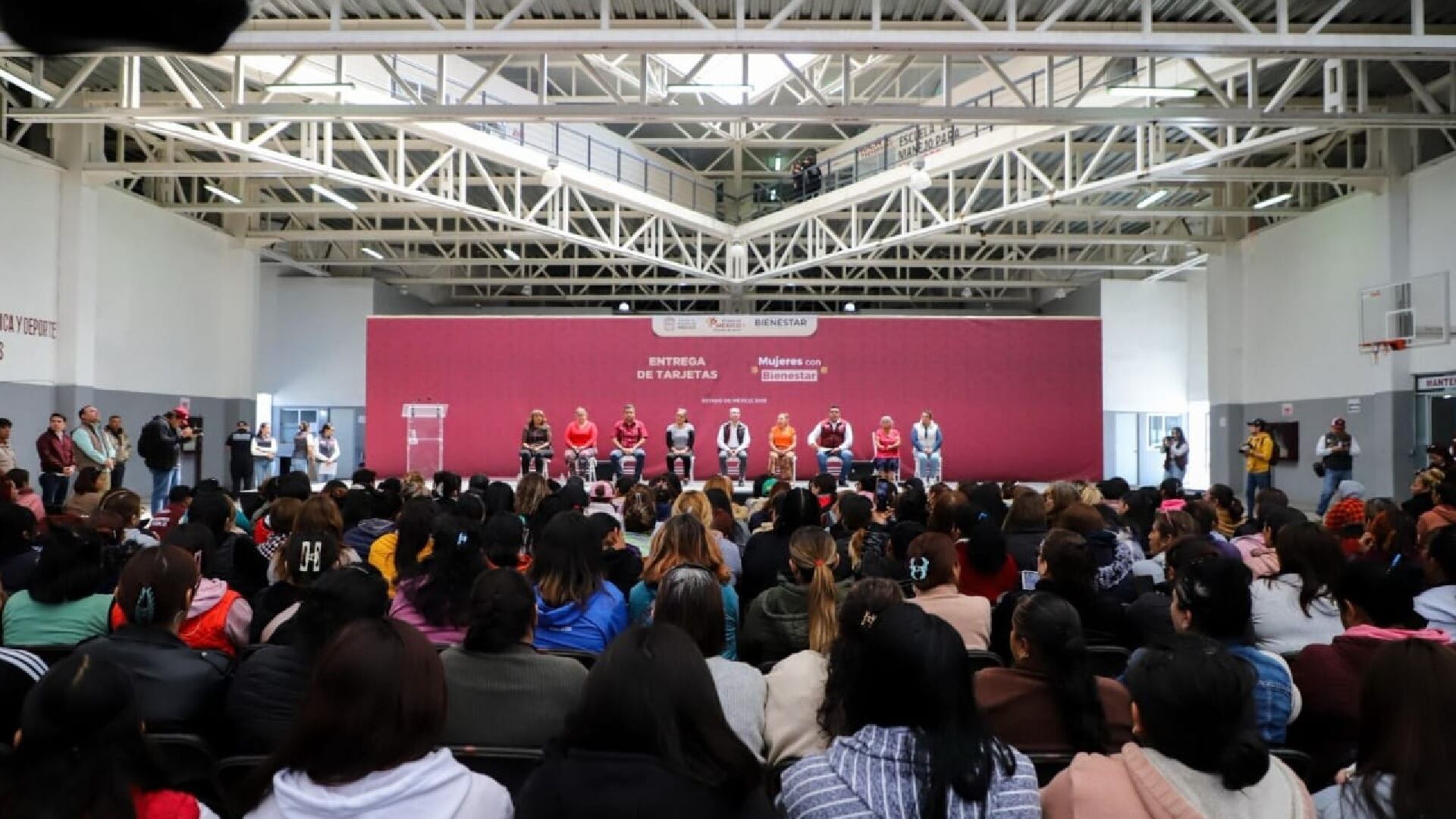 El programa Mujeres con Bienestar tiene 650 mil tarjetas activas (Gob. Edomex)