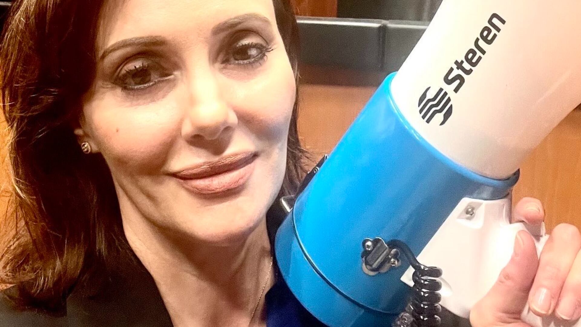 Lilly Téllez se compró un nuevo megáfono (X/@LillyTellez)
