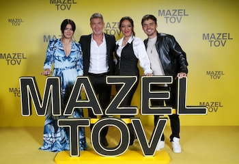 Lorena Vega, junto a Adrián