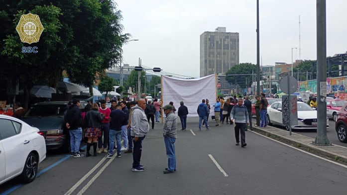 Insurgentes y avenida División del Norte son las alternativas viales ante el cierre de la lateral de avenida Universidad (X@OVIALCDMX)