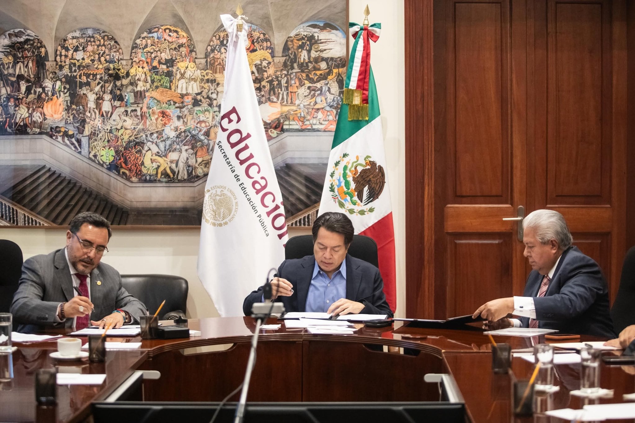 Mario Delgado anuncia la renovación del convenio entre el Instituto Politécnico Nacional y la Fundación Politécnico. Crédito: X/@mario_delgado