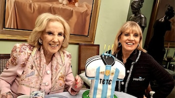 Teté Coustarot festejó su cumpleaños en la casa de Mirtha Legrand: los detalles de una celebración única