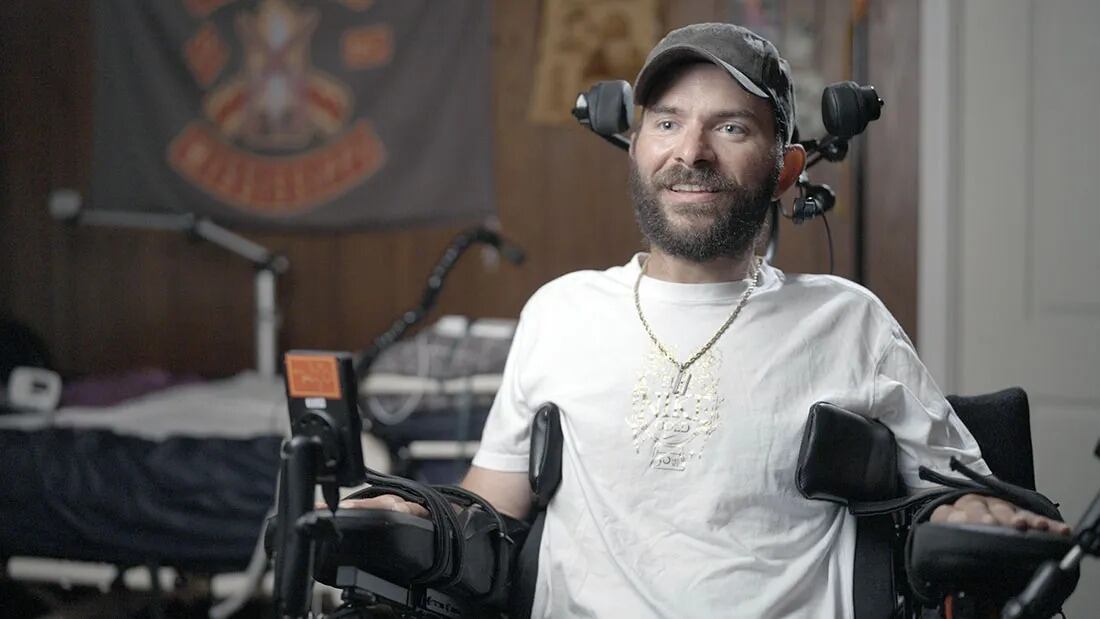 RJ ahora puede controlar dispositivos electrónicos con sus pensamientos. (University of Miami)