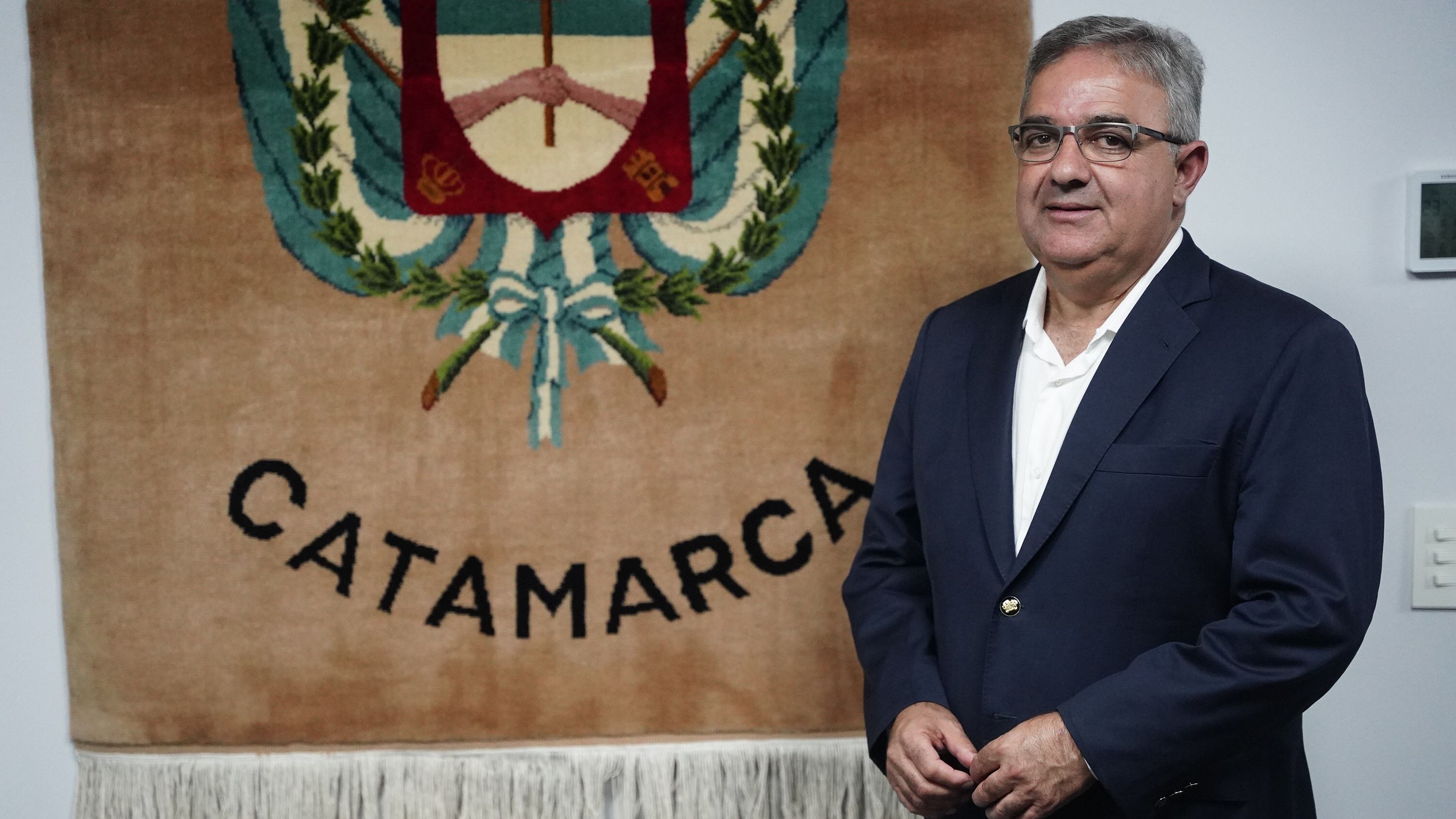 El gobernador de Catamacar, Raúl Jalil (Credito foto: Franco Fafasuli / Infobae)